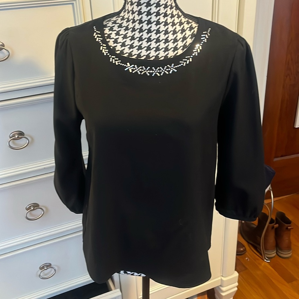 VGUC Black Three Quarter Blouse